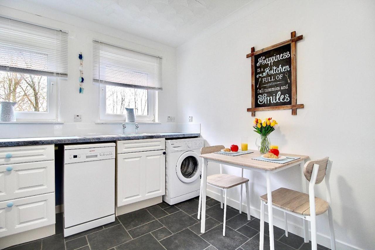 Railroad Apartment Wishaw  Dış mekan fotoğraf